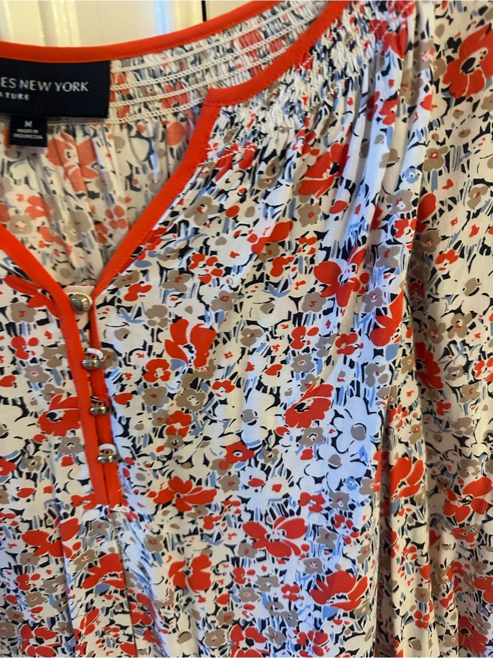 Jones New York Red & Cream Floral Button-Front Blouse - Picture 9 of 12